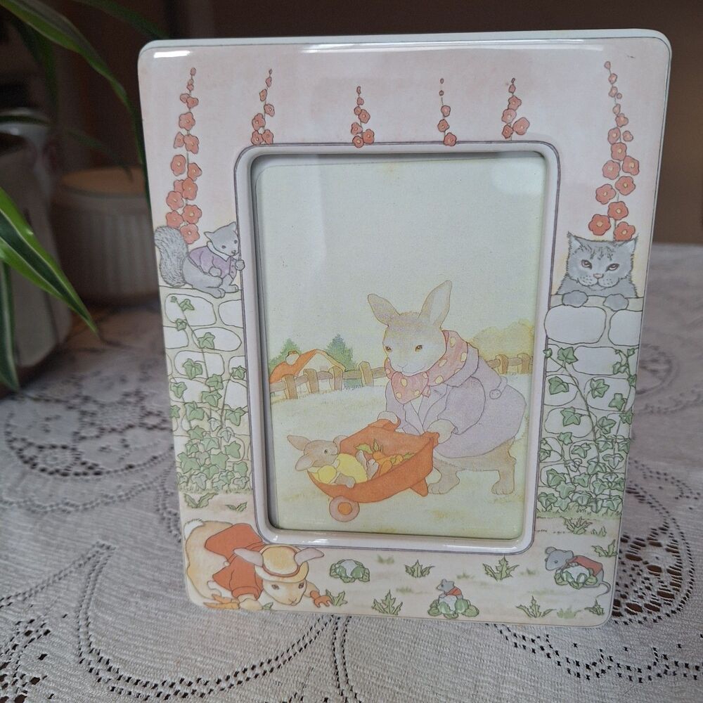 Vintage 1987 Terragraphics Bunny Rabbits Ceramic Picture Frame Liz Shepherd NIB